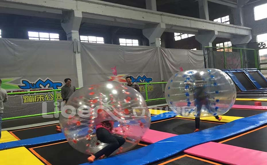 蹦床馆